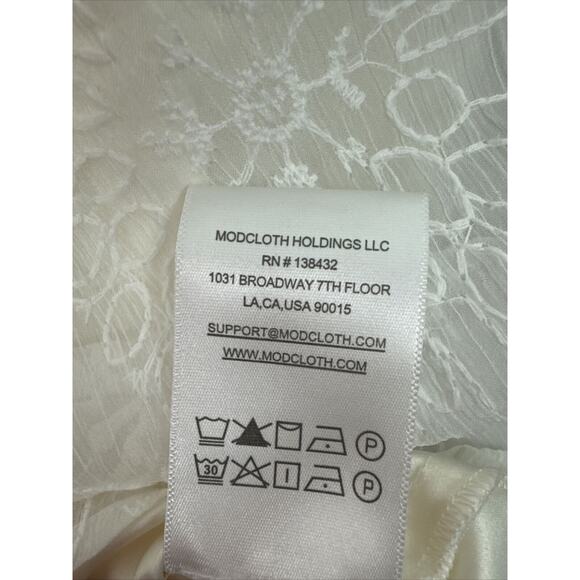 ModCloth Sz XS Just the Beginnings White Maxi Sheer Lace Overlay Dress NWT $199 - Picture 12 of 12
